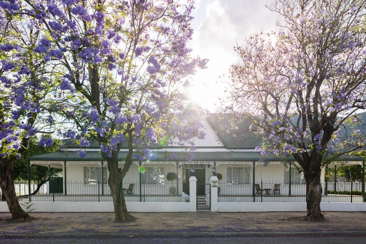 Victorian Square Guesthouse Graaff-Reinet Екстериор снимка