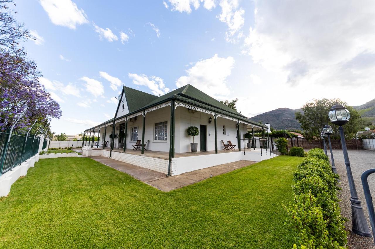Victorian Square Guesthouse Graaff-Reinet Екстериор снимка