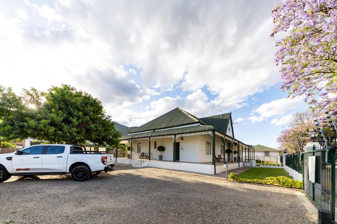 Victorian Square Guesthouse Graaff-Reinet Екстериор снимка