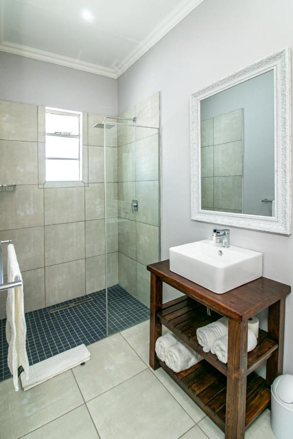 Victorian Square Guesthouse Graaff-Reinet Екстериор снимка